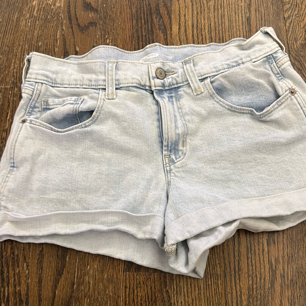 Light wash Jean shorts